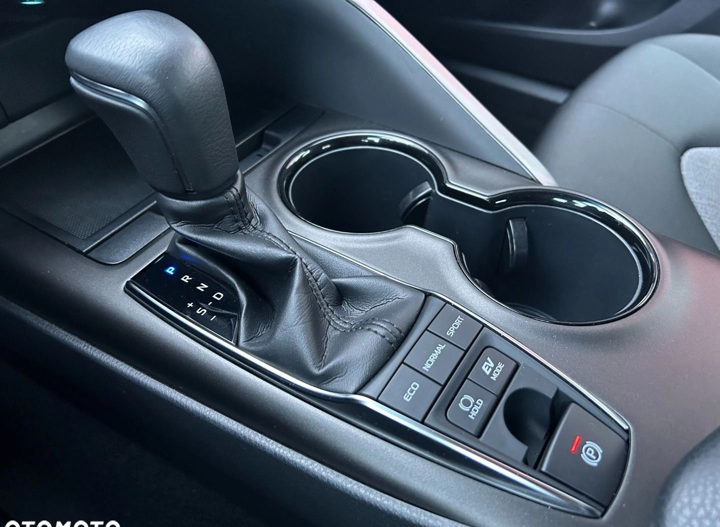Toyota Camry cena 149900 przebieg: 46936, rok produkcji 2022 z Poznań małe 172